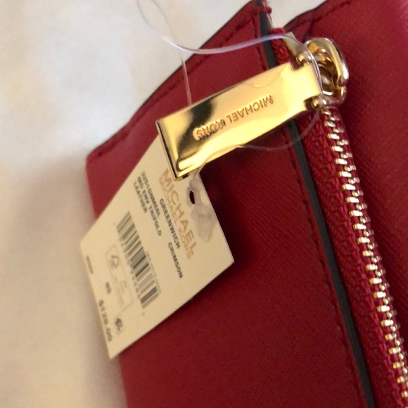 Michael Kors Greenwich Medium Envelope Leather Trifold Wallet Color Crimson NWT - Picture 16 of 16